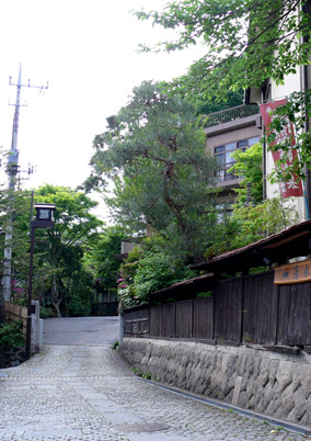 湯本館