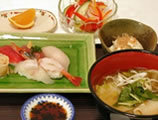 昼食