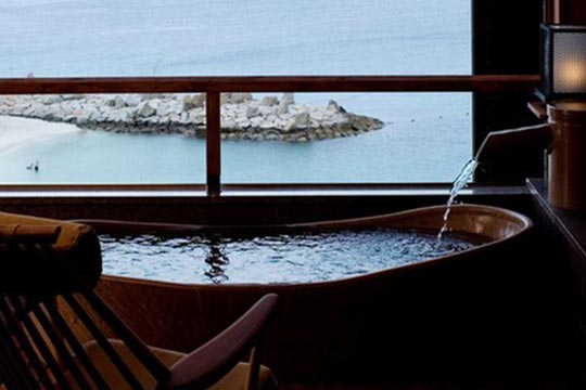 白浜温泉　ホテル三楽荘