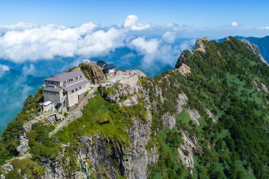 石鎚山