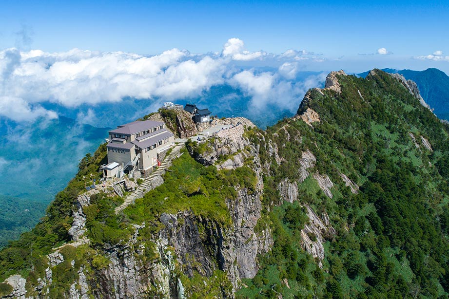 石鎚山