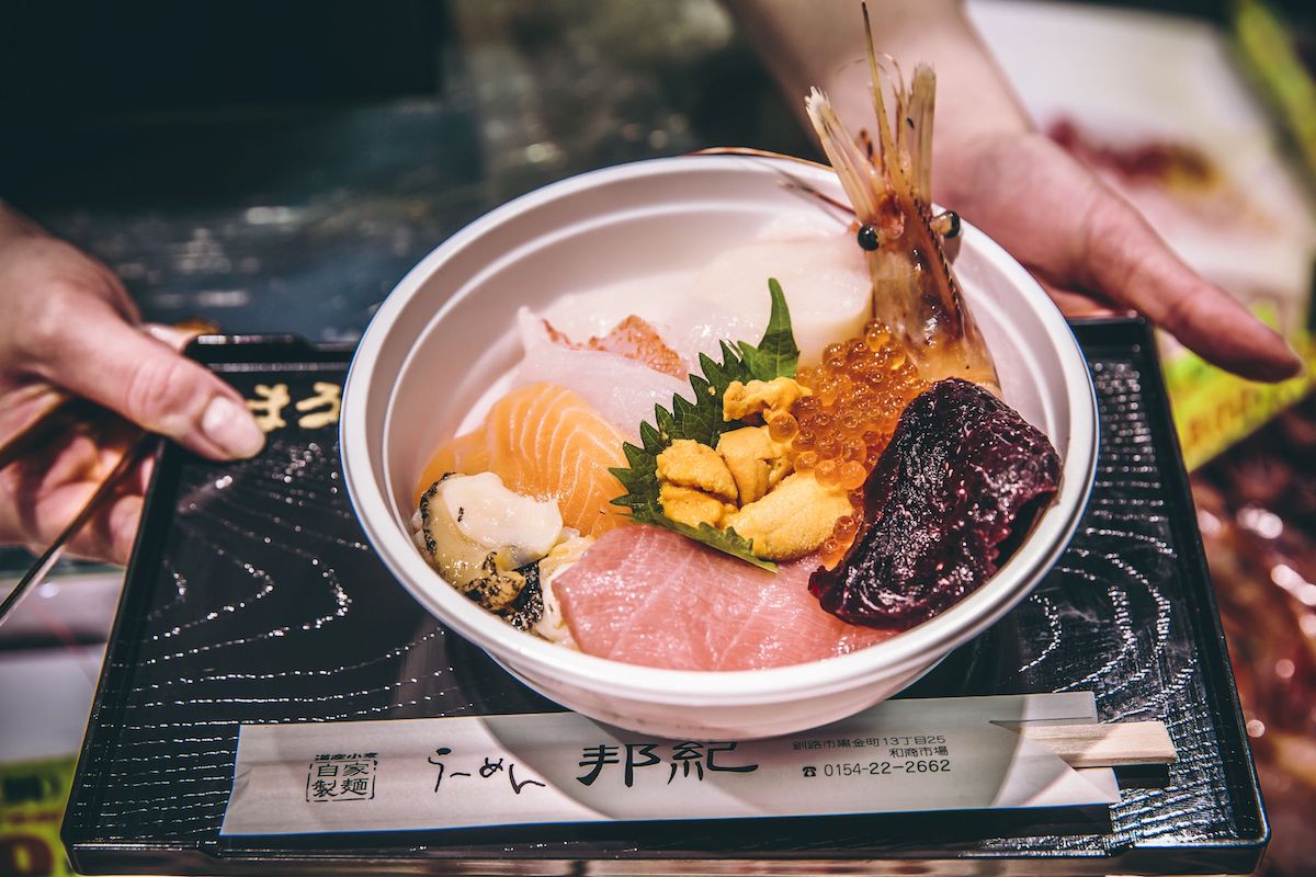 ご当地どんぶりランキングで北海道釧路市の「和商の勝手丼」が1位に！