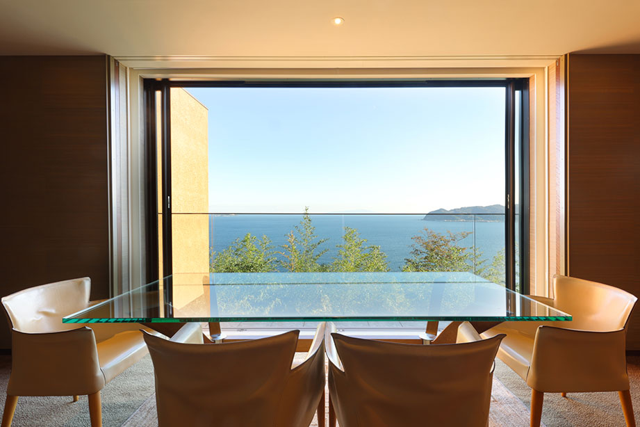 THE HIRAMATSU HOTELS & RESORTS 熱海