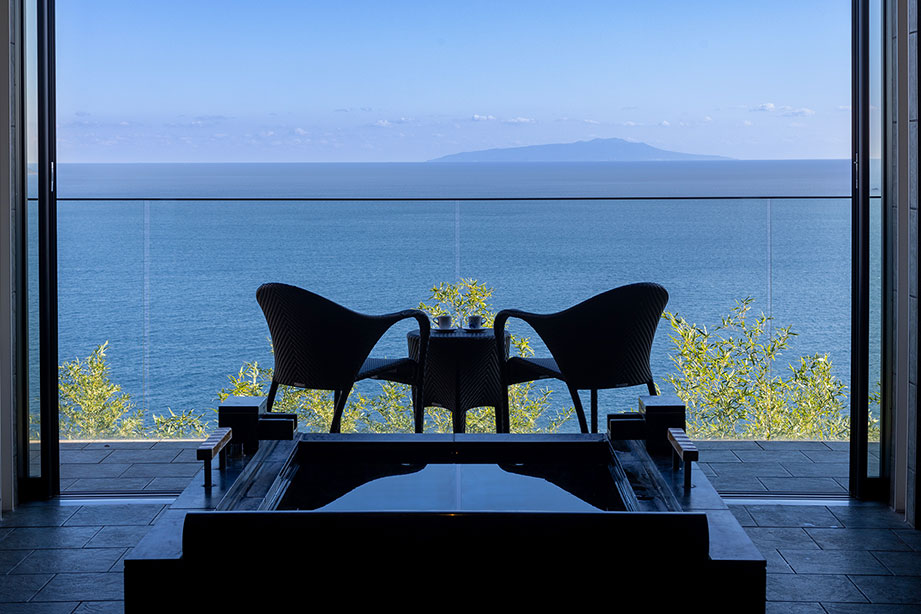 THE HIRAMATSU HOTELS & RESORTS 熱海