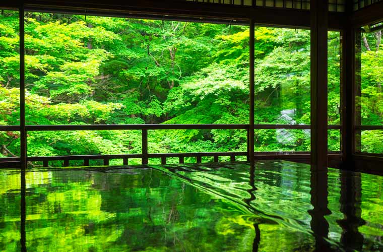 瑠璃光院