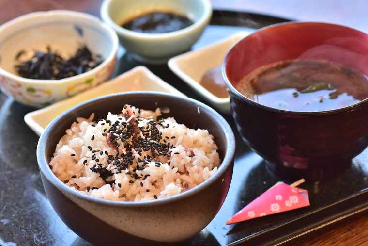 日間賀島　御やど乙姫のたこ飯