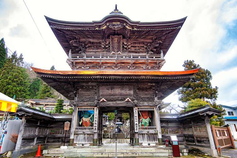 定義山ってどんなところ?
