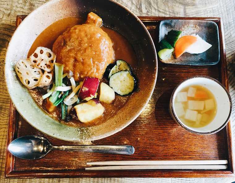 三宅特製カレー