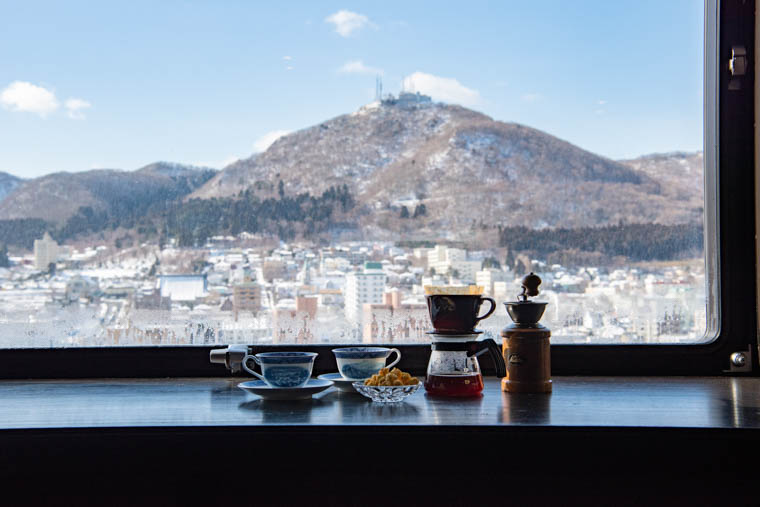 客室で飲める挽き立てのコーヒー