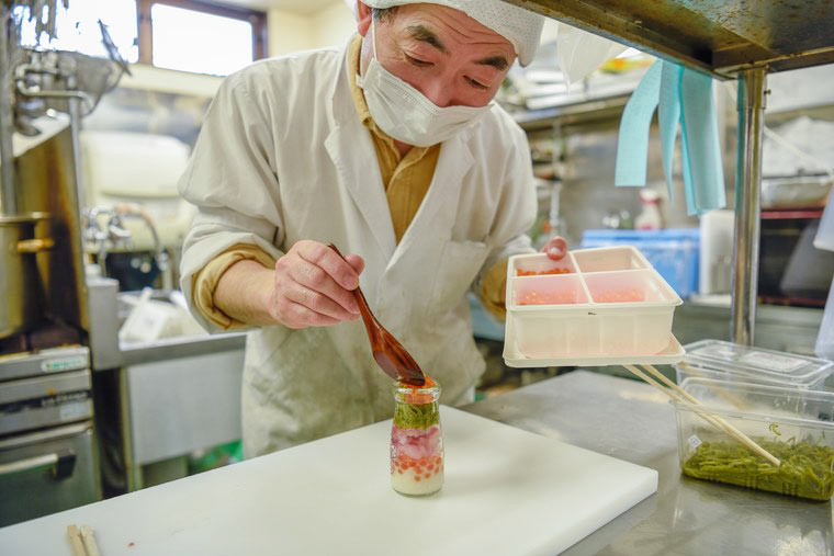 三陸　宮古市「味処海舟」瓶ドン
