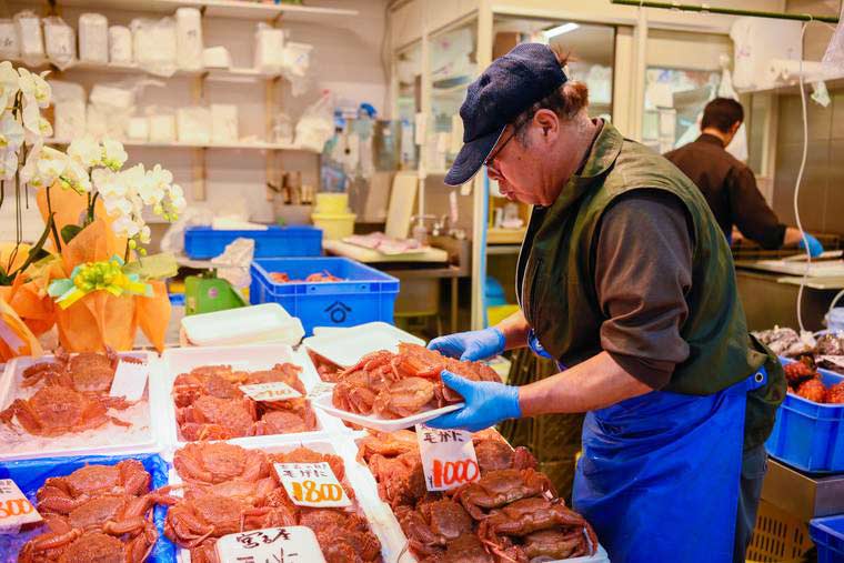 宮古市魚菜市場　カニ