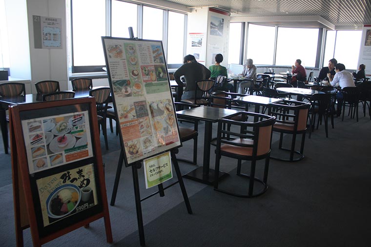 堺市役所の展望ロビー　喫茶店