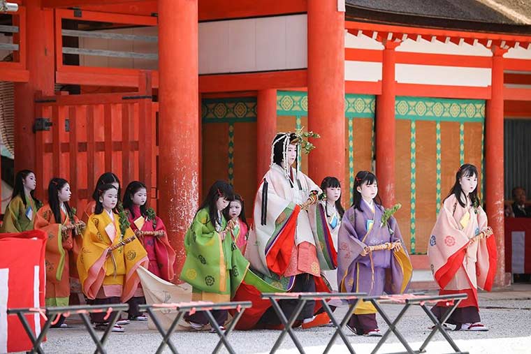 下鴨神社の「葵祭」