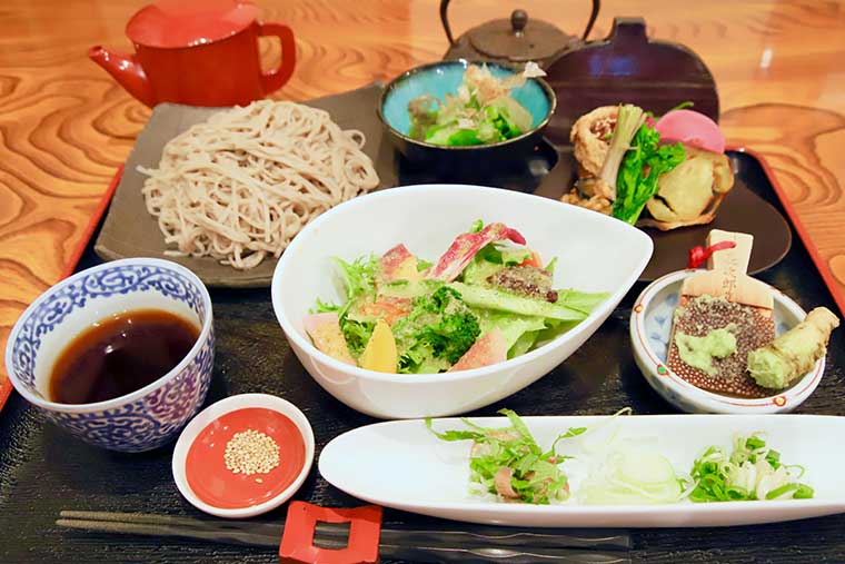 めし屋みづ　修善寺懐古そば