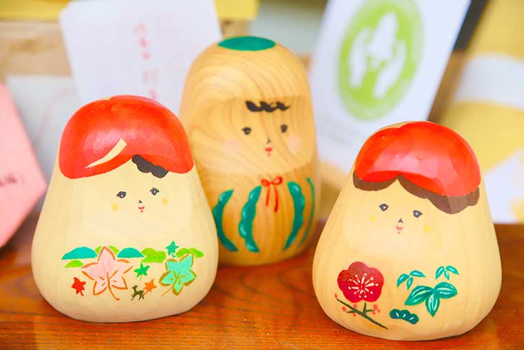 修善寺　燕舎　だるまの置物
