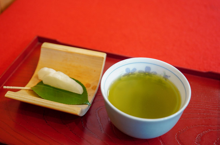 おすそわけ茶屋「煎茶とおつけもの」