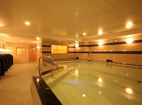 ＳＰＡ　＆　ホテル　アビネル　福岡