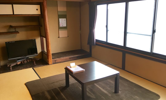 京都西陣 全室個室のほっこり宿「京町家ゲストハウス和音」