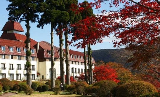小田急　山のホテル