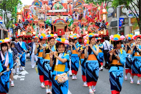 八戸三社大祭