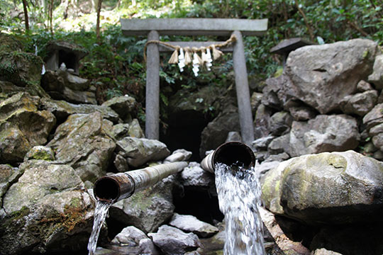 天の岩戸