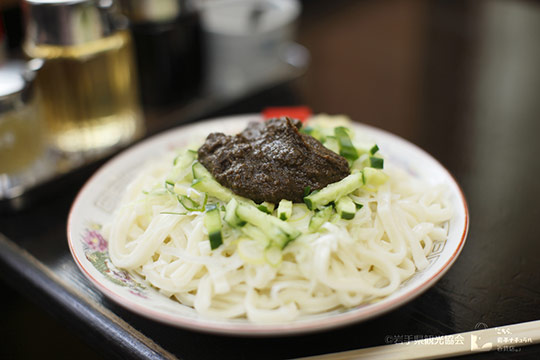 白龍（ぱいろん）本店