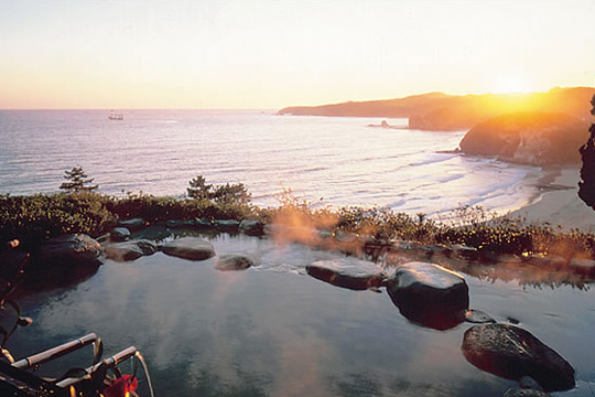 下田の温泉、足湯