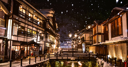 銀山温泉