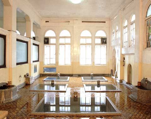 四万温泉 積善館本館