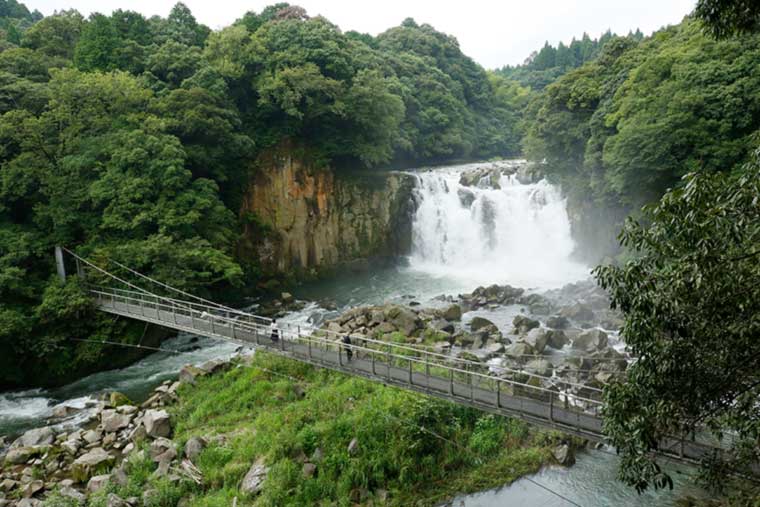 関之尾の滝