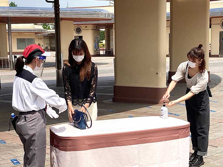 USJ 入場前の手指消毒