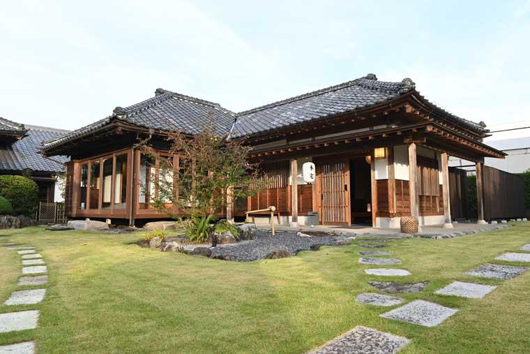 飯塚邸