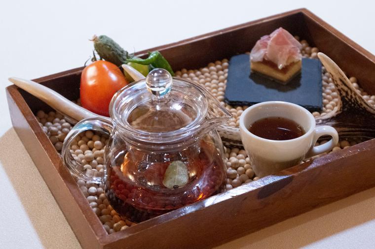 扉温泉 明神館 長野の恵みをフレンチで味わう。「菜」でディナー