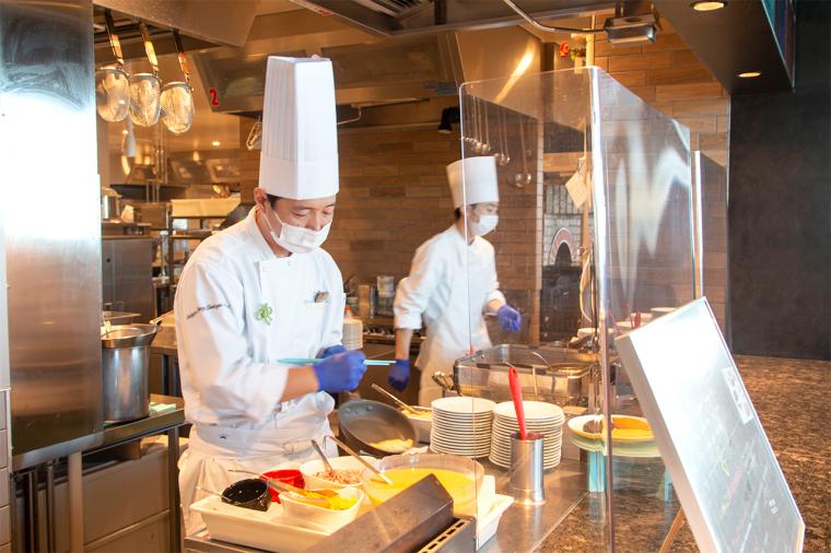 東京ベイ東急ホテル 人気の「浦安オムライス」に注目。朝食ブッフェ