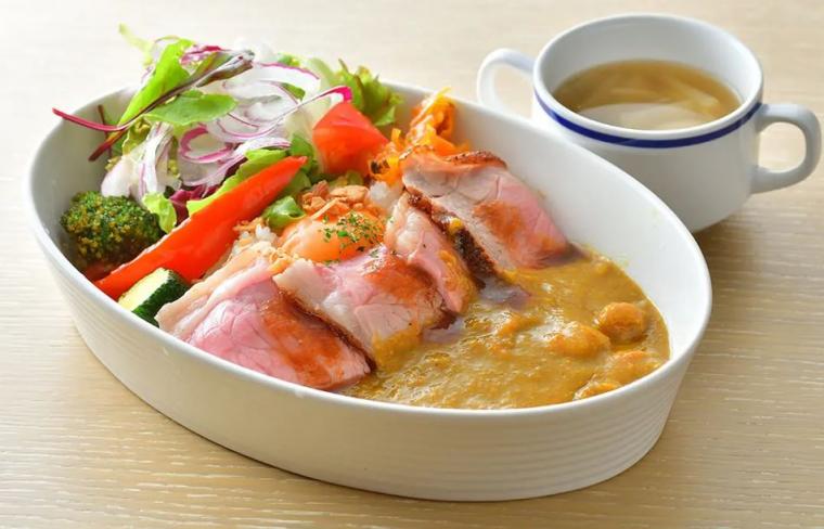 四万のダムカレー