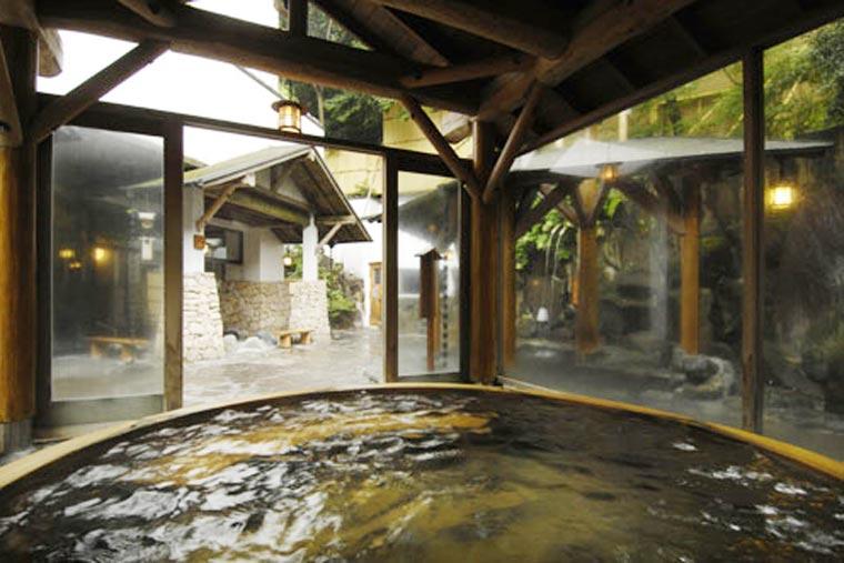 箱根湯本温泉　箱根　花紋