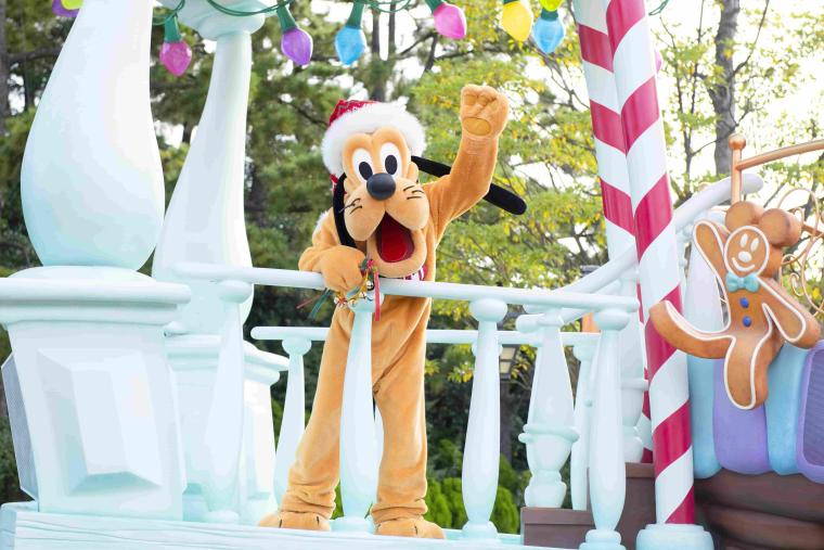 東京ディズニーリゾート　クリスマス　パレード