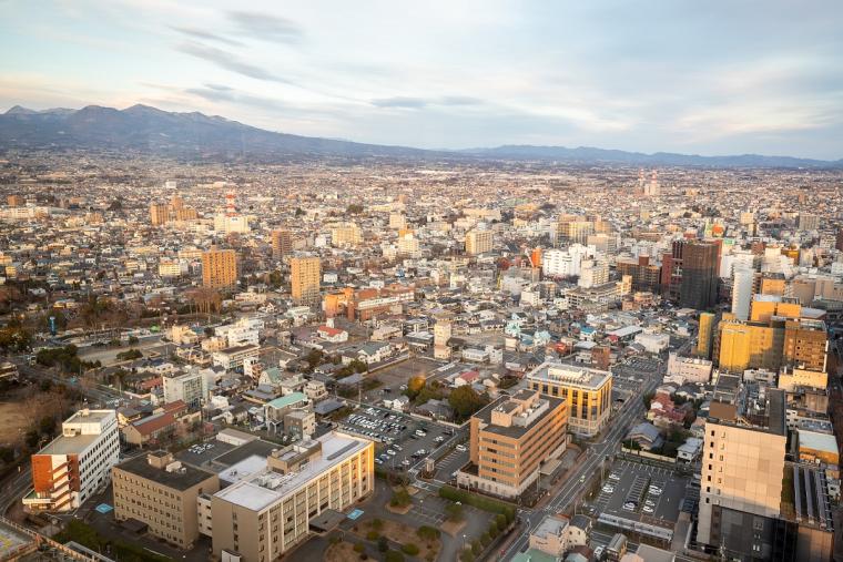 1日の締めくくりに32階絶景カフェから見る夕焼けを