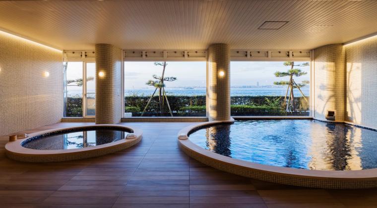 全国でも希少な泉質の天然ラドン温泉。自然放射線による療養効果が期待されます