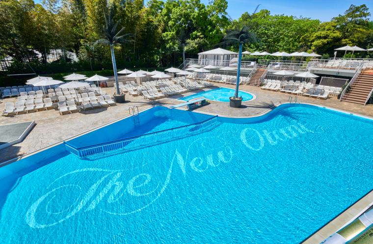 ホテルニューオータニ「GARDEN POOL」