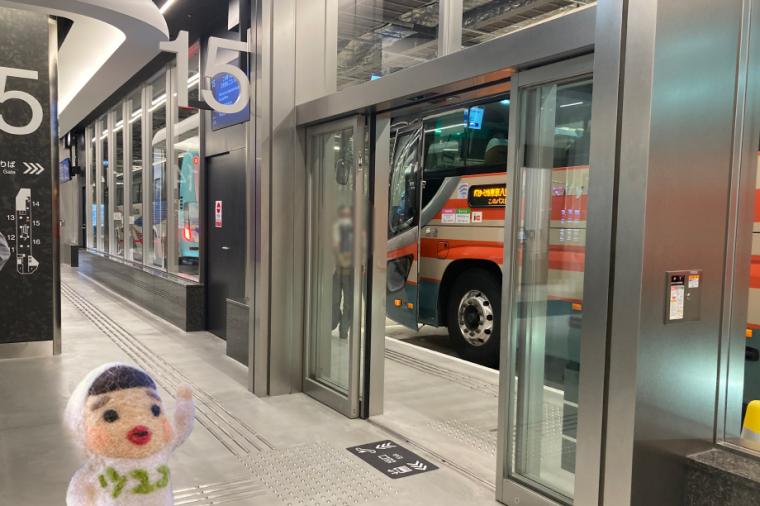 降車口
