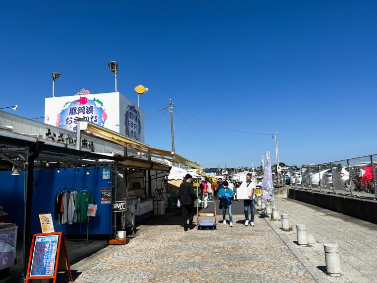 平日でもお客さんでいっぱい！「那珂湊おさかな市場」　