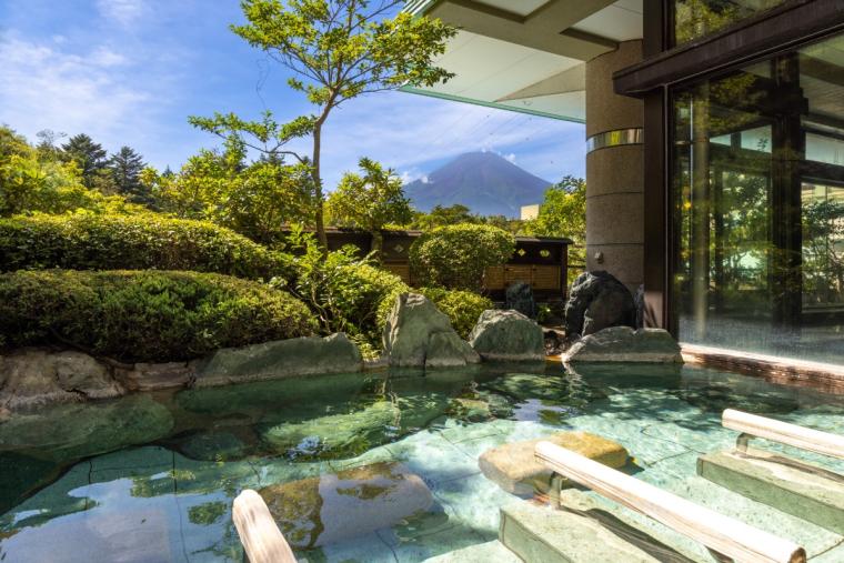 ホテル鐘山苑