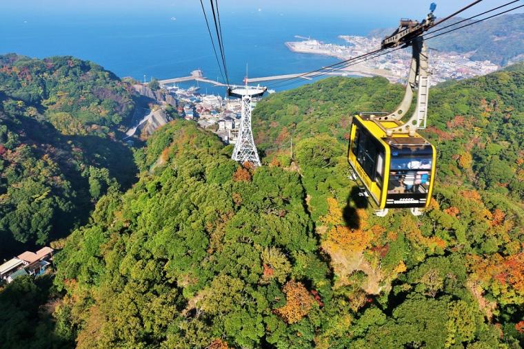 鋸山（のこぎりやま）