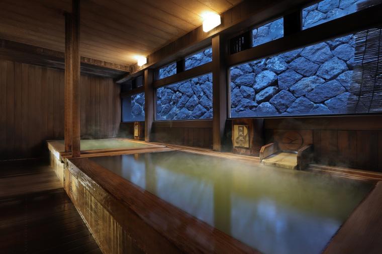 宿泊は大正ロマン漂う「蔵王源泉 おおみや旅館」へ