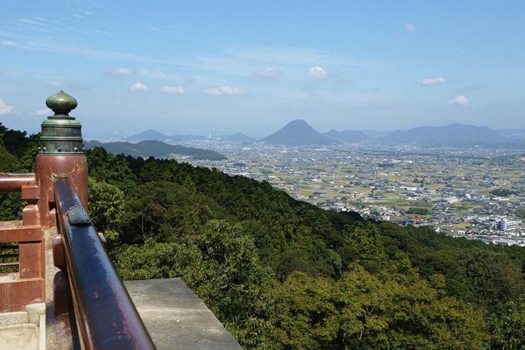 御本宮