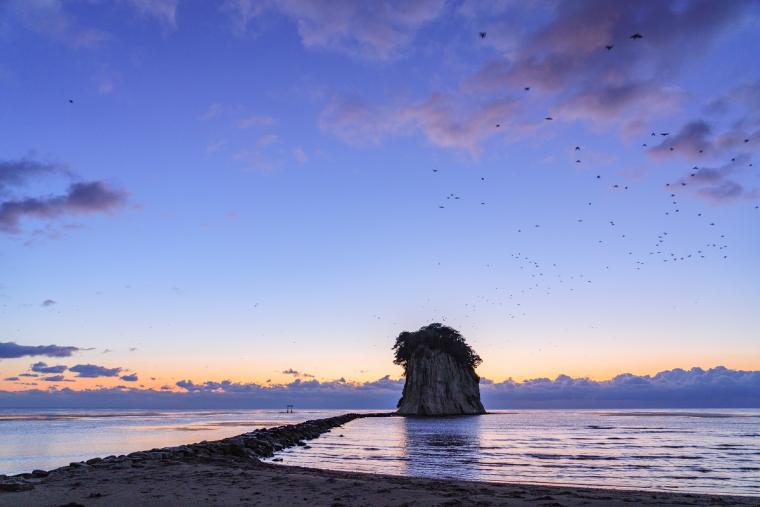 見附島