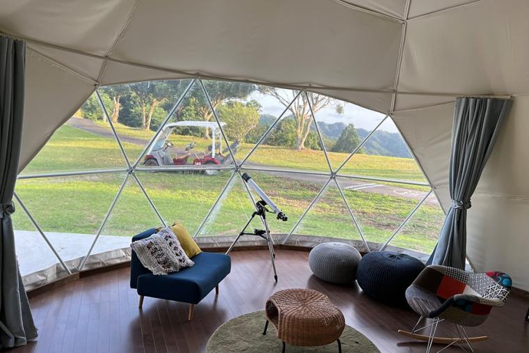 Ｃｏｓｍｏ　Ｃｌａｓｓｉｃ　ＧＬＡＭＰＩＮＧ　ＢＡＳＥ