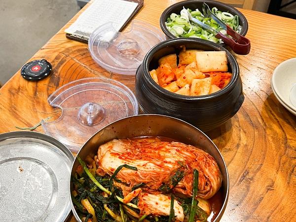 【2023年・韓国最新レポート】汝矣島の「ザ・現代ソウル」と弘大の人気カフェへ(2日目)