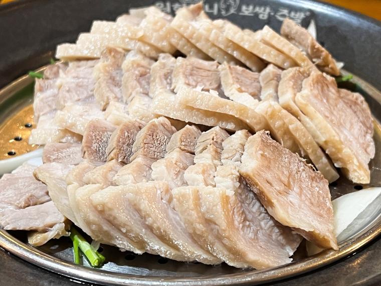 【2023年・韓国最新レポート】汝矣島の「ザ・現代ソウル」と弘大の人気カフェへ(2日目)